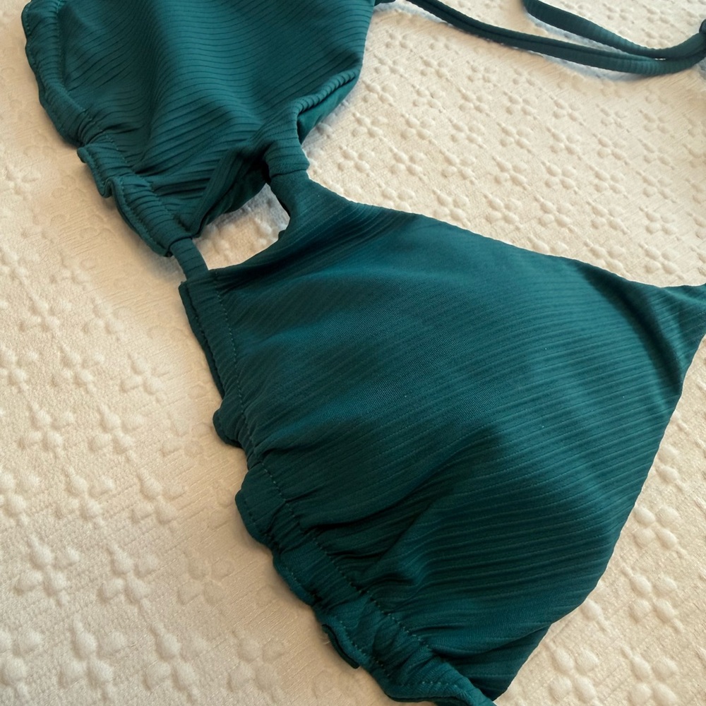 Damsel String Bikini Set - Picture 4 of 7